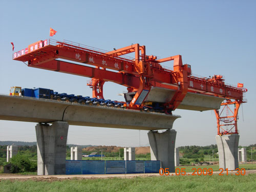 河南省大方重型機器有限公司對橋式起重機操作規范總結